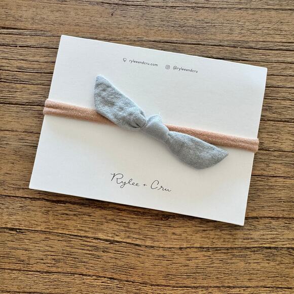 Rylee + Cru Little Knot Headband - Picture 3 of 4